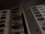 کراچی: ملیر کینٹ کے قریب شاپنگ مال کی عمارت میں لگنے والی آگ پر قابو پا لیا گیا