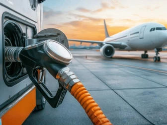 جیٹ فیول کی قیمت میں مزید اضافہ، نئی قیمت 471 روپے فی لیٹر کی ریکارڈ سطح پر پہنچ گئی