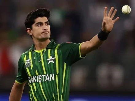 پی سی بی نے نسیم شاہ پر دو کروڑ روپے جرمانہ عائد کر دیا