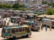 کراچی میں ٹرانسپوٹرز کی ہڑتال تیسرے روز بھی جاری، شہریوں کو شدید مشکلات کا سامنا