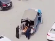 اسلام آباد پولیس کے اہلکاروں کی خاتون سے بدسلوکی، ویڈیو وائرل ہوگئی