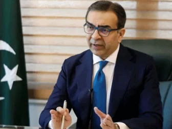 انفراسٹرکچر اور ترقیاتی ضروریات کو حکومتی خرچ سے پورا نہیں کیا جا سکتا، مشیر نجکاری 