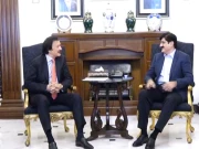 وزیراعلیٰ سند ھ  سے وزیراعظم کے معاون خصوصی برائے صنعت و پیداوار کی  وفد کے ساتھ ملاقات