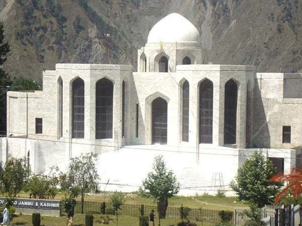 آزاد جموں و کشمیر سپریم کورٹ نے مہاجر نشستوں کے معاملے پر ا