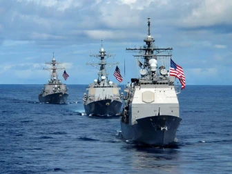 امریکا نے آبنائے ہرمز سے ایران کی بچھائی گئی بارودی سرنگیں صاف کرنے کا عمل شروع کردیا