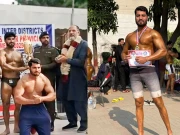 پنجاب پولیس کانسٹبل عمر فاروق کا کارنامہ: باڈی بلڈنگ چیمپیئن شپ میں 2 گولڈ میڈل جیت لیے