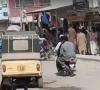 کراچی: گلشن حدید فیز ون باٹا موڑ کے قریب 3 مسلح ملزمان نے جیولرز کی شاپ لوٹ لی