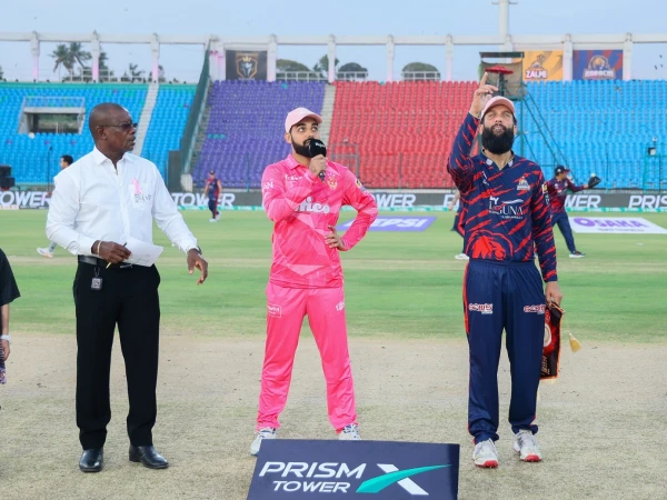 پی ایس ایل 11؛ اسلام آباد یونائٹیڈ کا ٹاس جیت کر فیلڈنگ کا فیصلہ