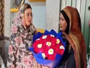 وزیر اطلاعات پنجاب عظمیٰ بخاری نصیبو لال سے ملاقات کیلئے انکے گھر پہنچ گئیں