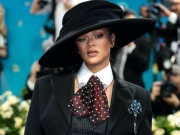 امریکی پاپ گلوکارہ ریحانہ کے ہاں تیسرے بچے کی آمد متوقع