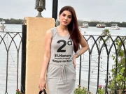 کرن اشفاق نے دوسرے بچے کی پیدائش کے بعد وزن کیسے کم کیا؟ جانیئے