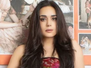 کروڑوں روپے قرض معافی کے الزامات پر پریتی زنٹا برس پڑیں