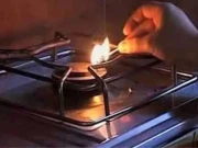 حکومتی دعوے دھرے کے دھرے، کراچی کے مختلف علاقوں میں سحر و افطار کے وقت گیس غائب