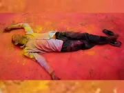 ہولی کا رنگ پھینکنے سے منع کرنا جرم بن گیا؛ انتہاپسندوں نے نوجوان کو قتل کردیا 