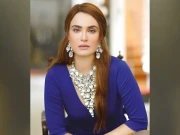 سوشل میڈیا پر رشوت کا الزام؛ ایف ائی اے سائبر کرائم کا نادیہ حسین کے گھر پر چھاپا