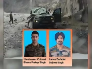 بھارتی فوج کی گاڑی بڑی چٹان تلے دب کر تباہ؛ کرنل سمیت 2 افسران ہلاک اور 3 زخمی 