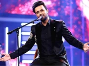 والد کی رحلت کے باوجود عاطف اسلم نے کنسرٹ میں حاضرین کوششدر کر کے رکھ دیا