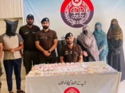 سیالکوٹ: 2 کروڑ روپے کی چوری میں ملوث دو خواتین سمیت تین ملزمان گرفتار