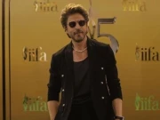 آئیفا ایوارڈز میں شاہ رُخ خان کے ہیروں کے ہار نے سب کی توجہ سمیٹ لی، قیمت جان کر دنگ رہ جائیں گے