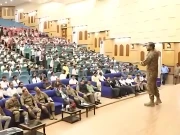 اعلیٰ عسکری حکام کی اساتذہ اور طلبا کے ساتھ اہم نشستیں
