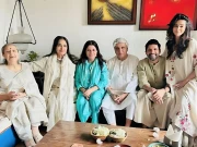 عید پر جاوید اختر کے خاندان کی تصویر وائرل