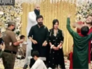 ٹک ٹاکر کے ساتھ وائرل ویڈیو، پولیس اہلکار کی شناخت ہوگئی