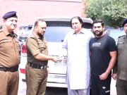 لینڈ کروزر سمیت کروڑوں روپے مالیت کا مسروقہ مال برآمد، اصل مالکان کے سپرد 