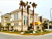 لاہور کے پوش علاقے میں بابراعظم کے عالیشان گھر کی تعمیر مکمل