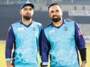 افغان کرکٹر محمد نبی اور انکے بیٹے نے ایک ہی ٹیم میں کھیل کر تاریخ رقم کردی