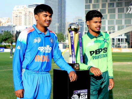 انڈر 19 ایشیا کپ فائنل: پاکستان کی بھارت کے خلاف بیٹنگ جاری