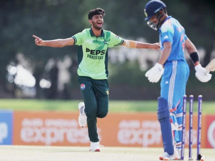 انڈر 19 ایشیا کپ فائنل: سمیر منہاس کی طوفانی اننگز، پاکستان کا بھارت کو 348 رنز کا ہدف