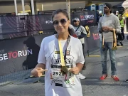 پاکستانی صحافی مونا خان نے لندن میراتھن میں گنیز ورلڈ ریکارڈ قائم کردیا