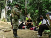 امریکا سے بیدخل پاکستانیوں سمیت تارکین وطن دارئین جنگل کے شیلٹر منتقل