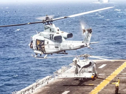 بحیرہ عرب اور آبنائے ہرمز میں امریکا اور ایران آمنے سامنے