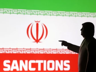 امریکا نے ایران کی 4 کمپنیوں اور 9 بحری جہازوں سمیت 5 افراد پر پابندی عائد کر دی