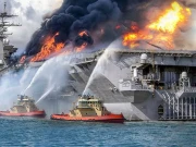امریکی بحری جہاز میں خوفناک آگ بھڑک اُٹھی