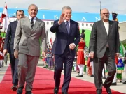 ازبک صدر اسلام آباد پہنچ گئے، صدر مملکت اور وزیراعظم  نے استقبال کیا