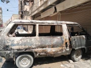 کراچی؛ اسکول میں آتشزدگی کے دوران وین جل کر مکمل خاکستر، ڈرائیور زخمی