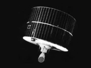 برطانیہ کی پرانی ترین سیٹلائٹ اپنے مدار سے اچانک ہٹ گئی