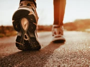 خطرناک دماغی بیماری سے بچنے کیلئے کتنا چلنا ضروری ہے؟