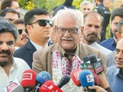 پیپلز پارٹی کے وقار مہدی 111 ووٹ لیکر سینیٹر منتخب 