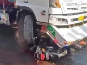 کراچی میں تیز رفتار واٹر ٹینکر نے موٹرسائیکل سوار کو کچل دیا