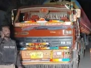 کراچی میں ہیوی ٹریفک گردی کا سلسلہ جاری، واٹر ٹینکر اور ٹرک نے 2 موٹرسائیکل سواروں کو کچل دیا