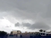 لاہور سمیت پنجاب بھر میں مون سون کا کمزور سسٹم گزر گیا، گرمی اور حبس کا امکان