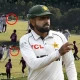 بابر اعظم نے  سیلفی لینے جانے والے مداح کا موبائل فون پھینک دیا
