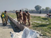 لاہور: رنگ روڈ کے نالے سے ماں اور بیٹی کی تشدد زدہ لاشیں برآمد