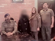 لاہور؛ ساتھیوں کے ہمراہ پیشی پر آئے شہریوں کو قتل کرنے والی خاتون گرفتار