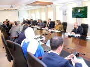 پاکستان میں 20 ارب ڈالر کی سرمایہ کاری؛ وزیر خزانہ کی عالمی بینک کے وفد کو بریفنگ