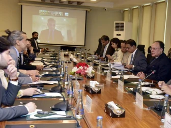 وزیرِخزانہ کی عالمی بینک کے وفد سے ملاقات؛ ٹیکس، ٹیرف اور معاشی اصلاحات کا جائزہ