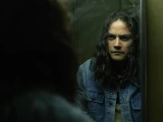 اکیلی خاتون نے 40 گینگ ممبرز کو ہلاک کرکے اپنے خاندان کے قتل کا انتقام لے لیا